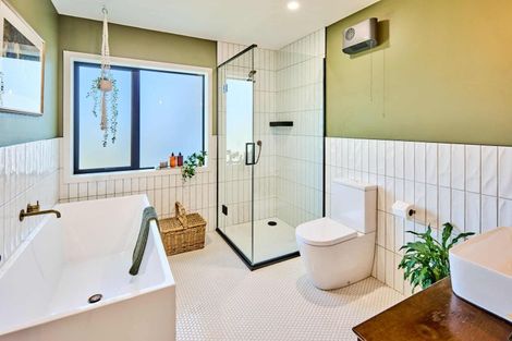 Photo of property in 2 Pukeko Lane, Carterton, 5713