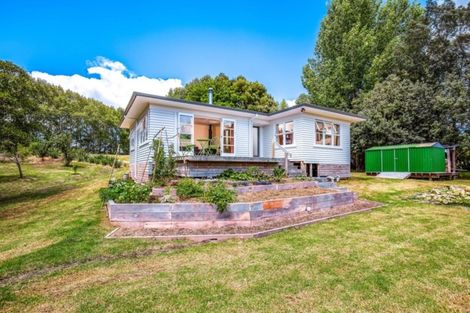 Photo of property in 364 Oneriri Road, Kaiwaka, 0573