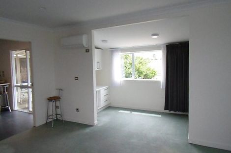 Photo of property in 46 Albatross Road, Red Beach, 0932