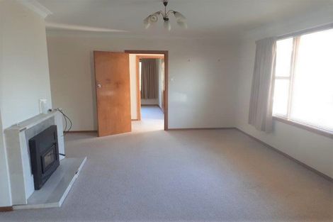 Photo of property in 19 Birkenhead Street, Avonhead, Christchurch, 8042