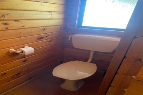 Photo of property in 17 Ivy Terrace, Moana, 7872