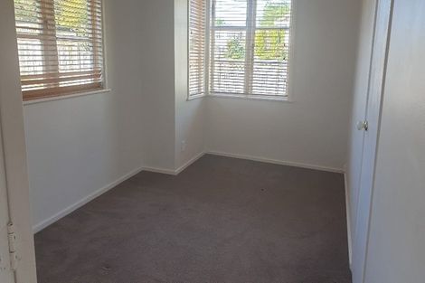 Photo of property in 1/5 Fenwick Avenue, Milford, Auckland, 0620