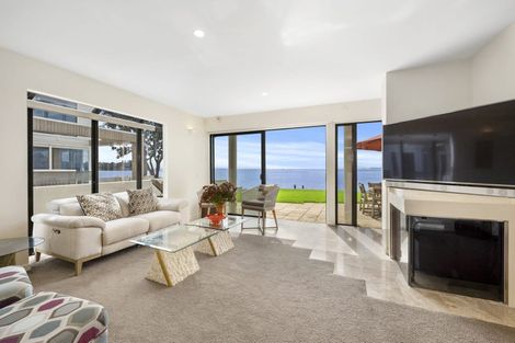 Photo of property in 2/15 Craig Road, Milford, Auckland, 0620