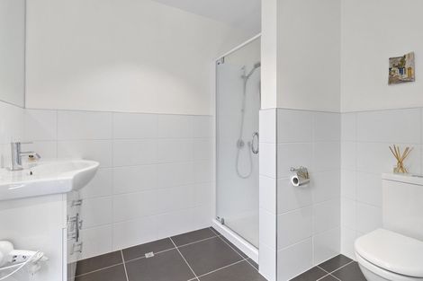 Photo of property in 35a Ngaio Road, Kelburn, Wellington, 6012