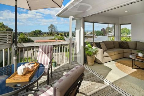 Photo of property in 11 Highfield Crescent, Brookfield, Tauranga, 3110