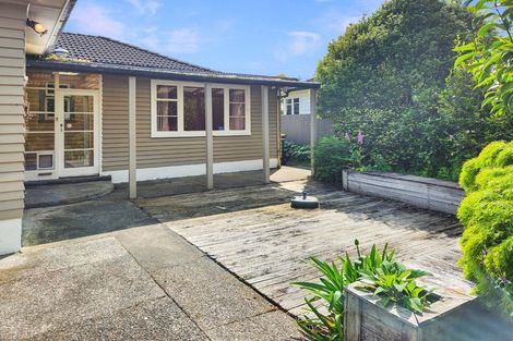 Photo of property in 21 Gibbs Crescent, Wainuiomata, Lower Hutt, 5014