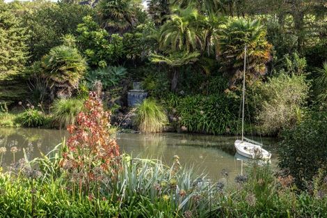 Photo of property in 384 Clifton Road, Whitford, Howick, 2571