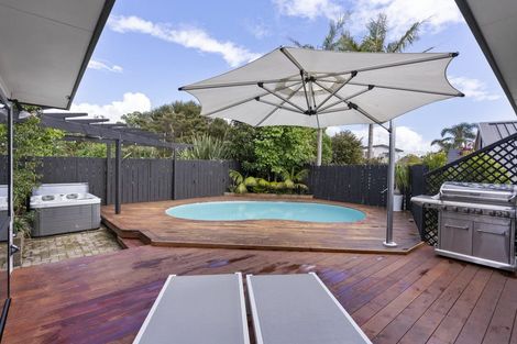 Photo of property in 47 Shuttleworth Place, Manly, Whangaparaoa, 0930