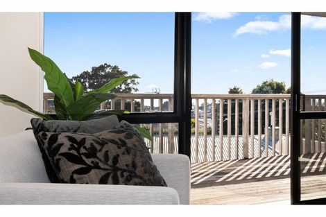 Photo of property in 599b Whangaparaoa Road, Stanmore Bay, Whangaparaoa, 0932