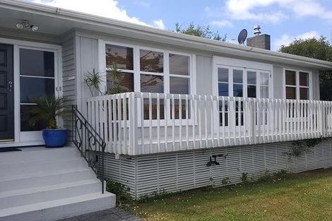 Photo of property in 55 Forrest Hill Road, Milford, Auckland, 0620