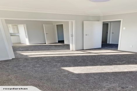 Photo of property in 3 White Swan Road, Mount Roskill, Auckland, 1041