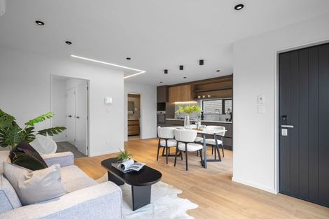 Photo of property in 1/12 Manuwai Road, Torbay, Auckland, 0630