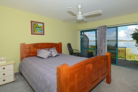 Photo of property in 254 Beach Road, Campbells Bay, Auckland, 0630