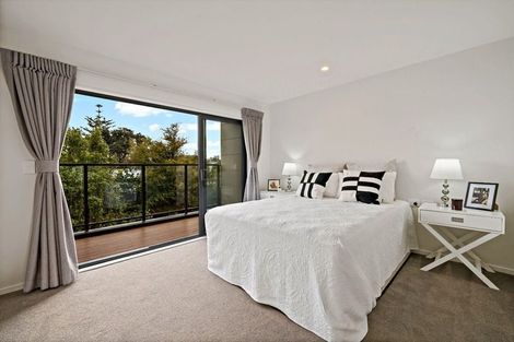 Photo of property in 24 Ti Kouka Lane, Sandringham, Auckland, 1025