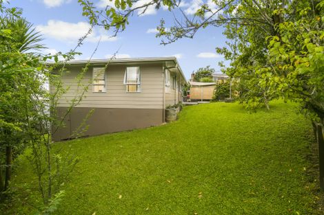 Photo of property in 1b Nandana Drive, Glen Eden, Auckland, 0602
