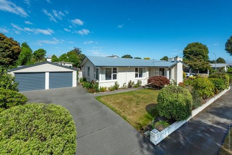 Photo of property in 13 Woodbury Street, Avonhead, Christchurch, 8042
