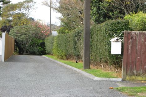 Photo of property in 127a Seaview Road, Westown, New Plymouth, 4310