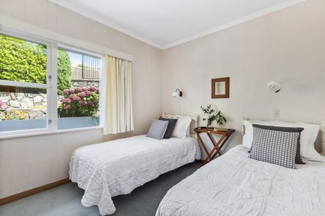 Photo of property in 10 Tai Paku Paku Road, Karaka Bays, Wellington, 6022