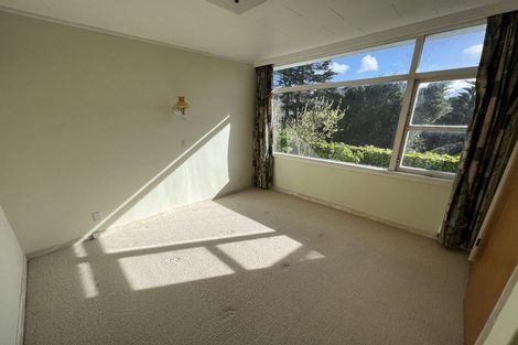 Photo of property in 1 Rajputana Way, Khandallah, Wellington, 6035