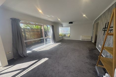 Photo of property in 132a Warren Crescent, Hillmorton, Christchurch, 8025