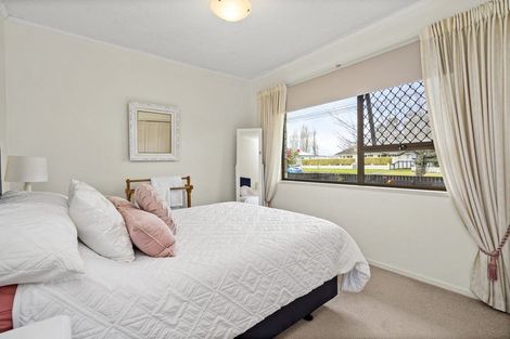 Photo of property in 108 Thornton Road, Cambridge, 3434