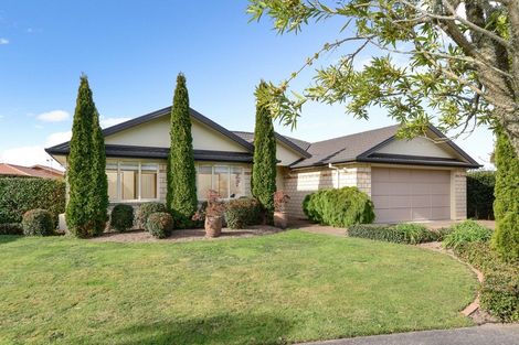 Photo of property in 12 Fencourt Place, Rototuna North, Hamilton, 3210