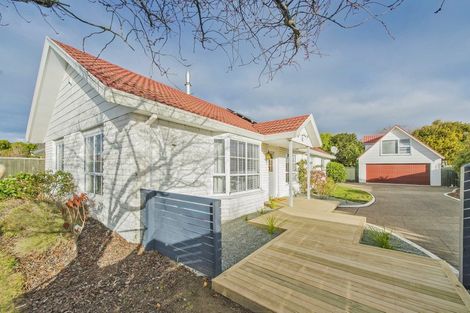 Photo of property in 65 Anglesea Avenue, Parklands, Christchurch, 8083