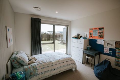 Photo of property in 15 Bargour Street, Wanaka, 9305