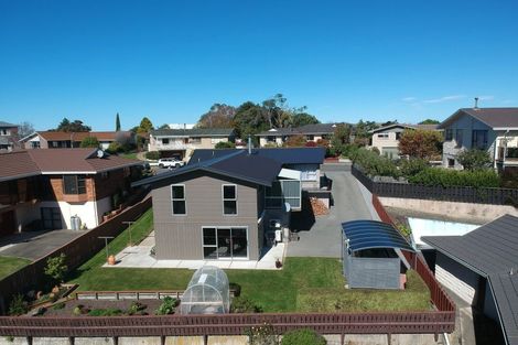 Photo of property in 8 Oakleigh Crescent, Oamaru North, Oamaru, 9400