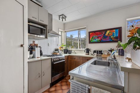 Photo of property in 2/357 Maunganui Road, Mount Maunganui, 3116
