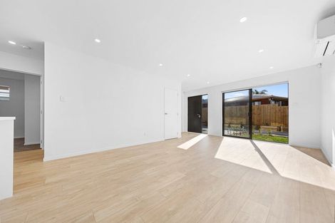 Photo of property in 89a Reeves Road, Pakuranga, Auckland, 2010