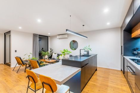 Photo of property in 76 Tennis Court Road, Raumati South, Paraparaumu, 5032