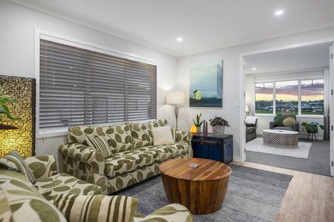 Photo of property in 134 Arran Point Parade, Orewa, 0931