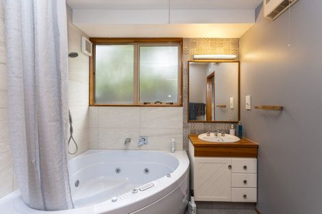 Photo of property in 2/48 Colwyn Street, Bryndwr, Christchurch, 8053