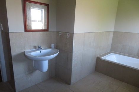 Photo of property in 58 Alma Crescent, Papakura, 2110