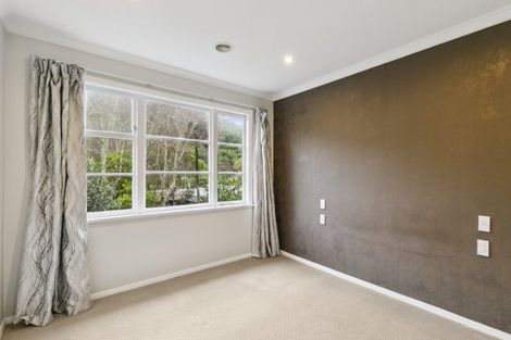 Photo of property in 54 Collins Avenue, Tawa, Wellington, 5028