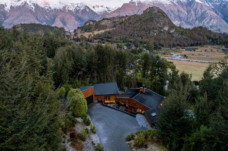 Photo of property in 18 Falcon Heights, Mount Creighton, Queenstown, 9371