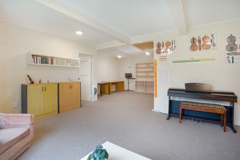 Photo of property in 30 Tawa Terrace, Tawa, Wellington, 5028