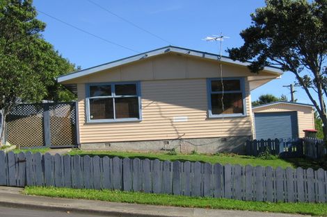 Photo of property in 80 Beazley Avenue, Paparangi, Wellington, 6037