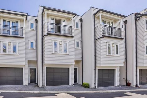 Photo of property in 2/218 Green Lane West, Epsom, Auckland, 1051