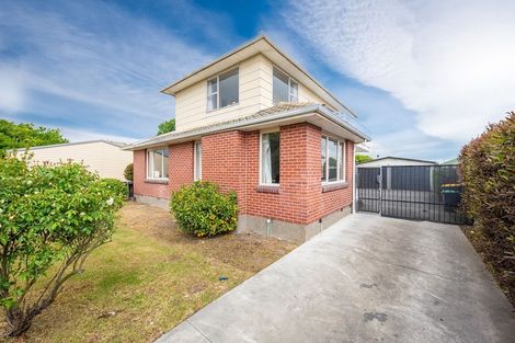 Photo of property in 3 Glenora Place, Hornby, Christchurch, 8042