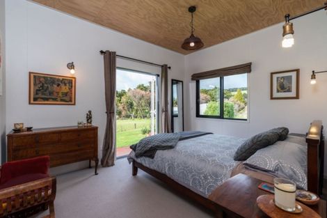Photo of property in 22 Wairere Valley Road, Paparoa, 0571