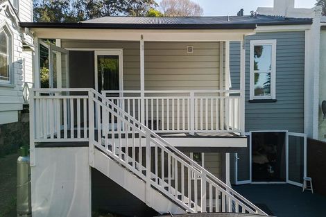 Photo of property in 52 Maitland Street, Dunedin Central, Dunedin, 9016