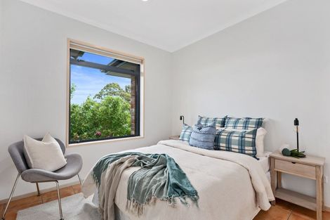 Photo of property in 55a Lonely Track Road, Fairview Heights, Auckland, 0632