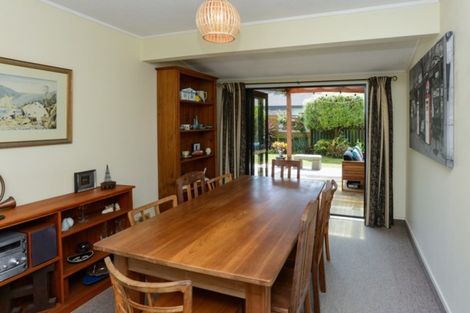 Photo of property in 4 Symons Street, Parkvale, Hastings, 4122