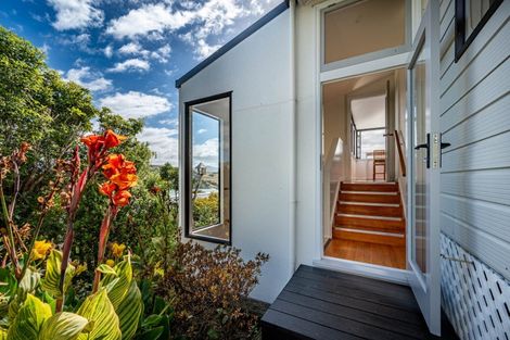 Photo of property in 17 Penlington Place, Akaroa, 7520