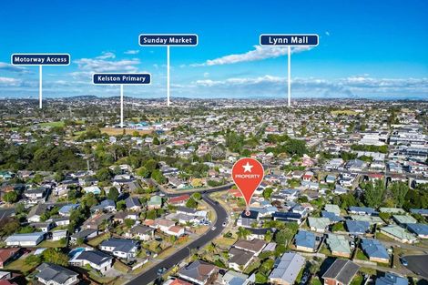 Photo of property in 1/82 Rosewarne Crescent, Glendene, Auckland, 0602
