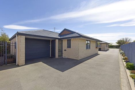Photo of property in 12b Grassmere Street, Papanui, Christchurch, 8052