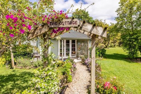 Photo of property in 457b Wiroa Road, Kerikeri, 0293