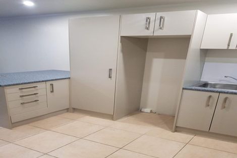 Photo of property in 2/107a Ferguson Street, West End, Palmerston North, 4412